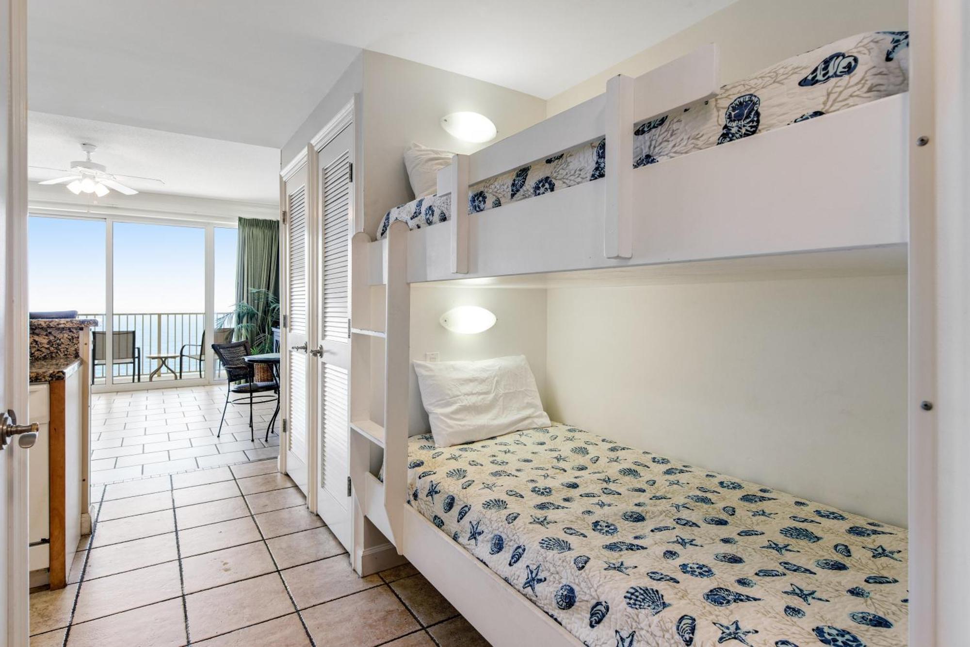 Fantastic Ocean Front 1 Bd Condo At Boardwalk In Panama City Beach! Exterior photo